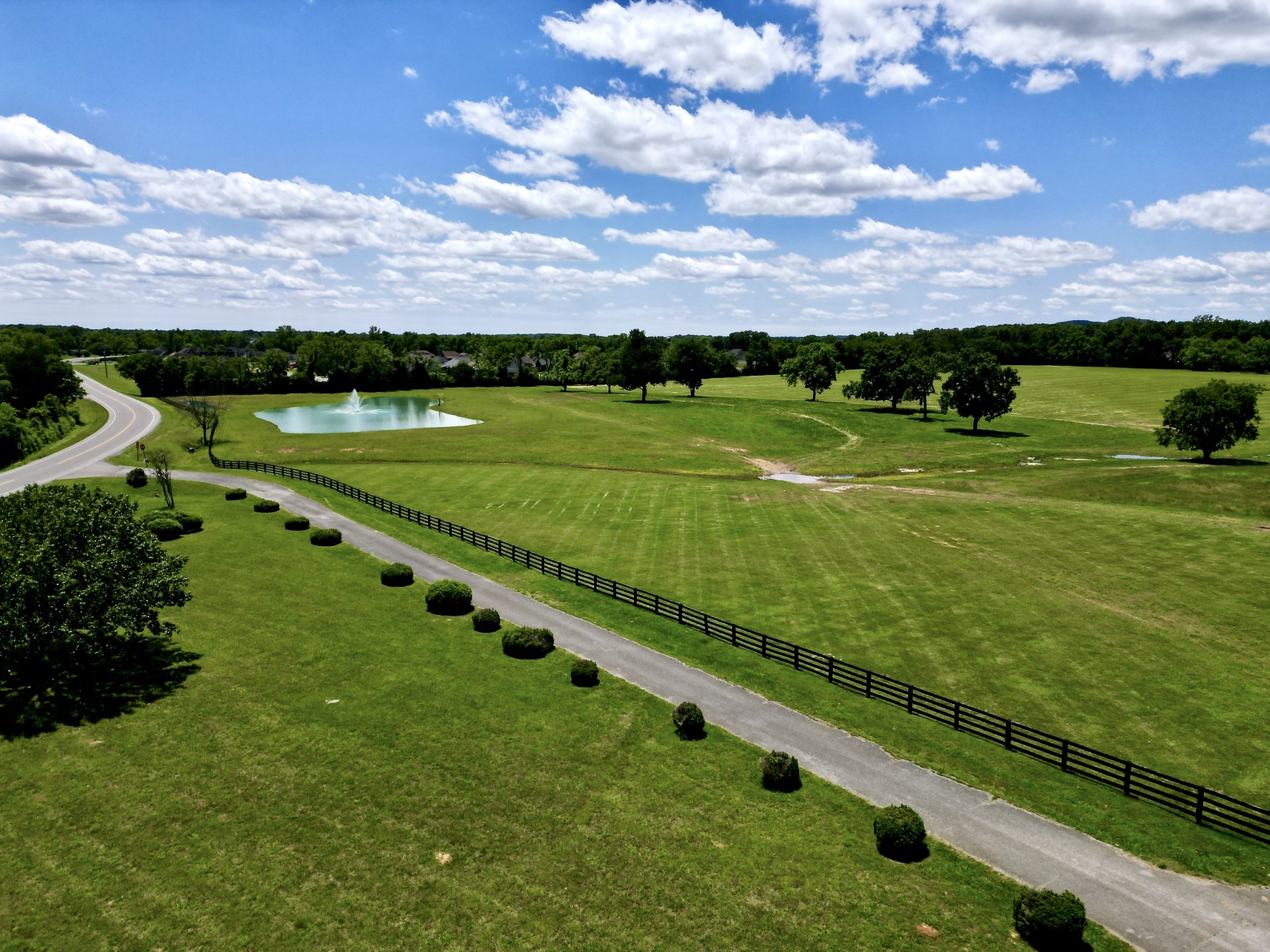 Williamson County Tennessee rolling hills and estate land